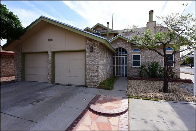 Foto del edificio - 1640 Dennis Babjack Dr