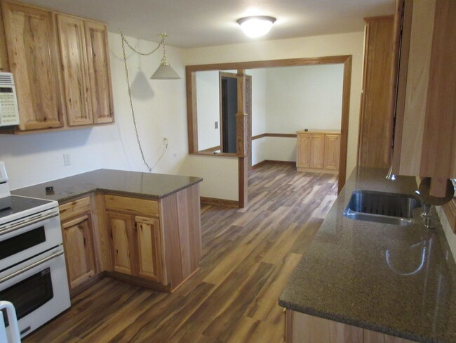 Foto del edificio - House in Janesville - Updated!!