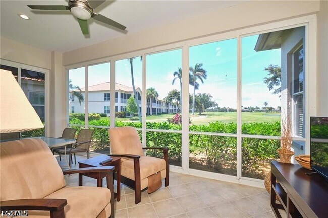 Foto del edificio - 9240 Willowcrest Ct