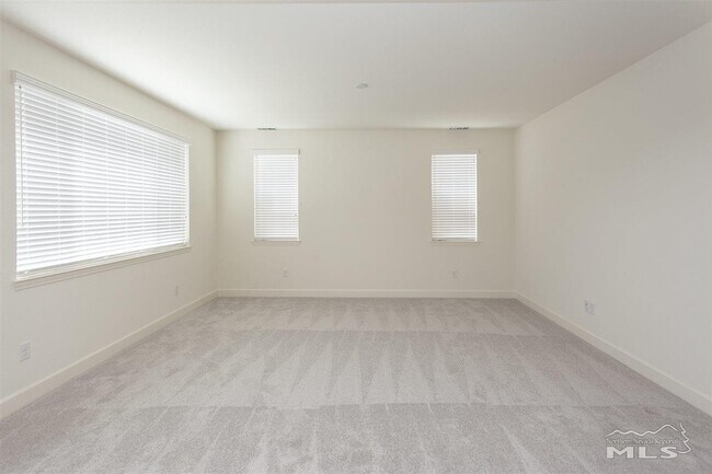 Building Photo - 6092 Red Sun Dr