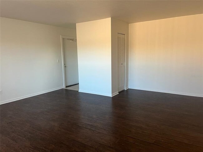 Foto del edificio - 8701 4th St N