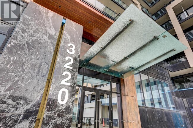 Building Photo - 3220 William Coltson Ave