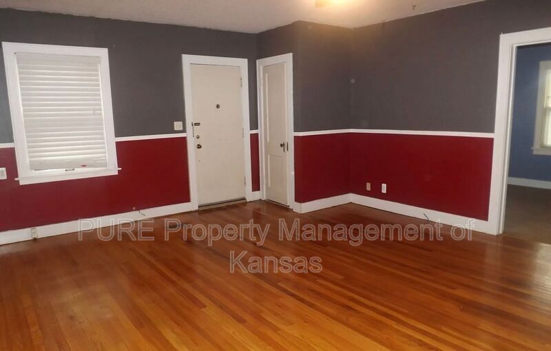 Building Photo - 214 NW Broadmoor Ave