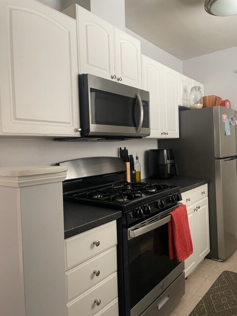 Foto del edificio - 417 E 7th St