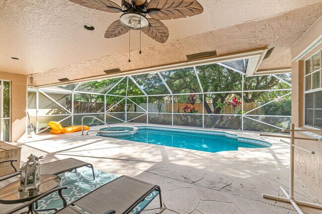 Foto del edificio - 1840 Hollyhock Rd