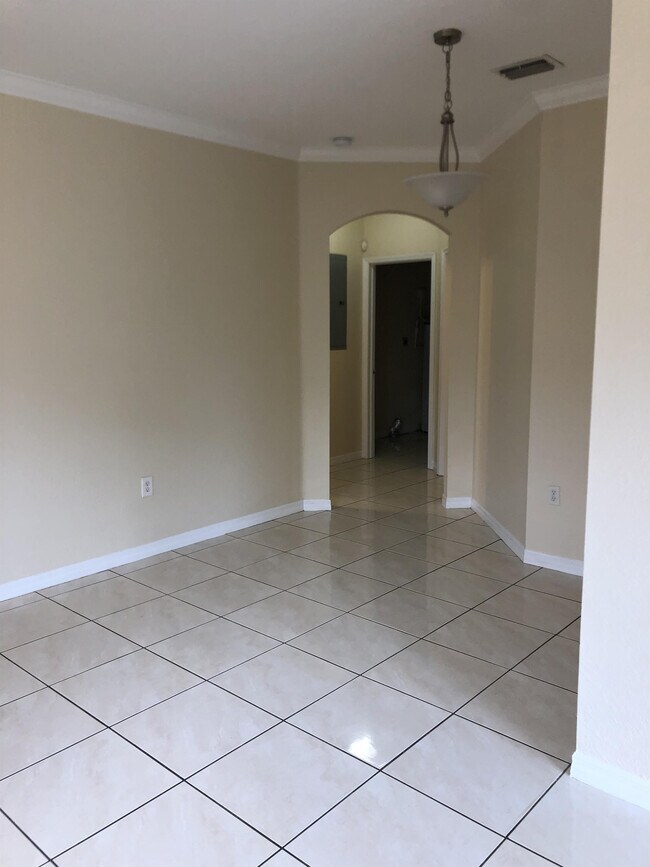 Building Photo - 12224 SW 214 Ln
