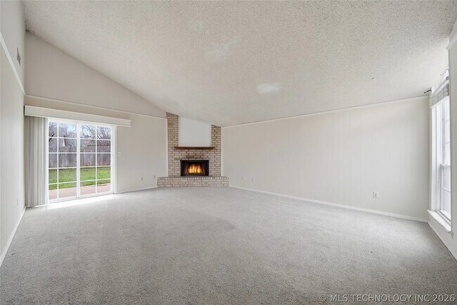 Foto del edificio - 6738 S 78th East Ave