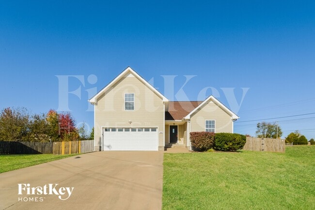 Building Photo - 3890 MacKenzie Dr
