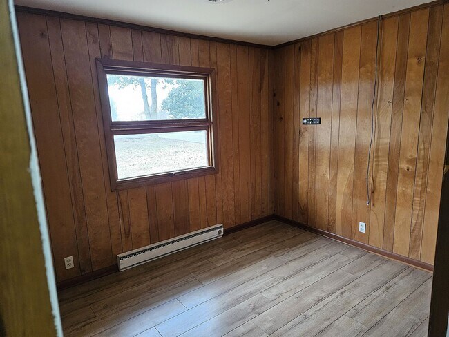 Foto del edificio - 5140 Kindred Ave