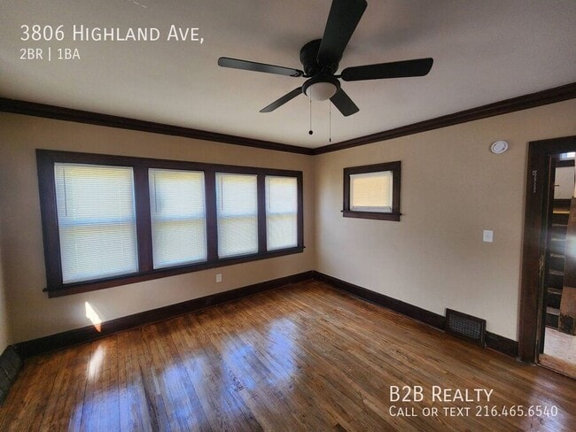 Building Photo - 3806 Highland Rd