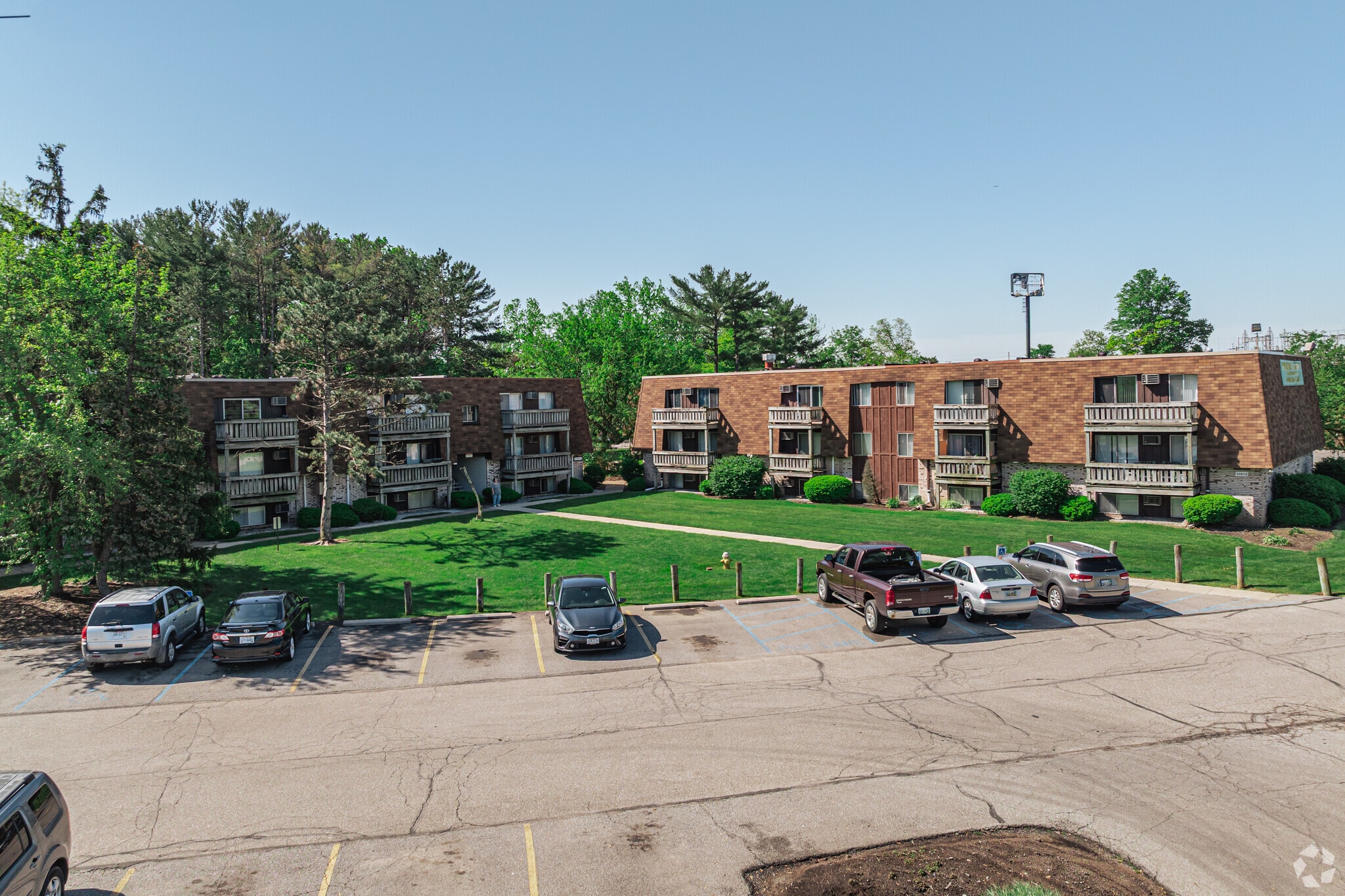 Foxes' Lair Apartments – photo 4