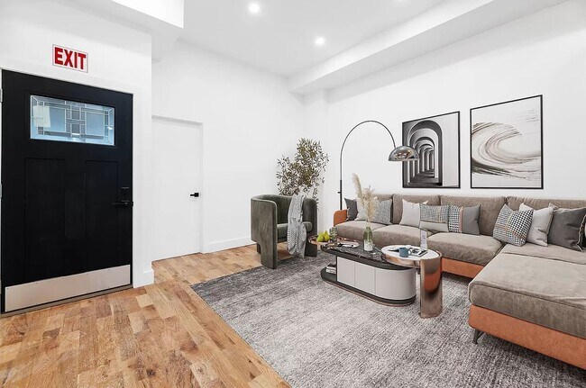Building Photo - 532 West 187th Street