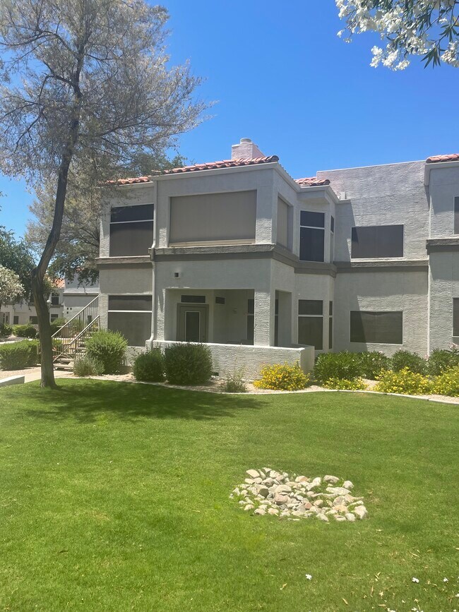 Foto del edificio - 11375 E Sahuaro Dr