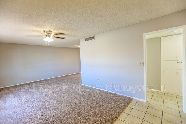 Building Photo - 10828 W Sarabande Cir