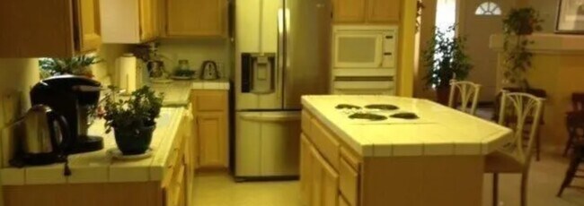 Foto del edificio - 1000 Teal Ct