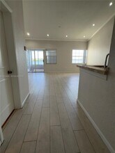 Building Photo - 2831 N Oakland Forest Dr