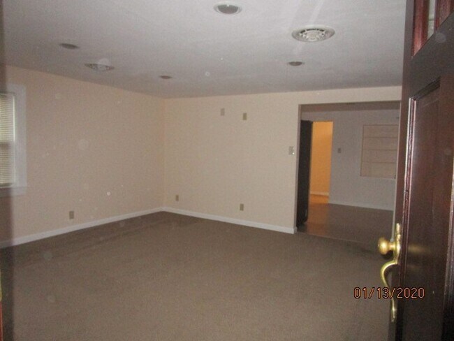 Foto del edificio - Deep Creek South