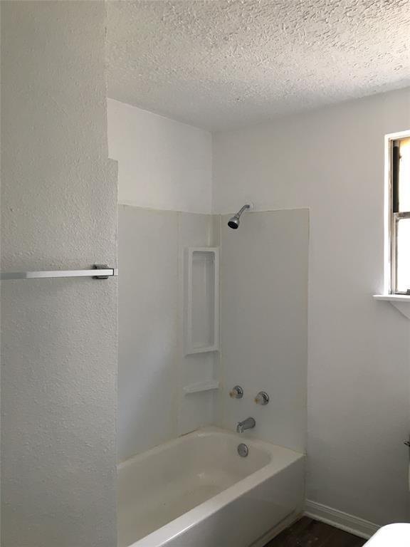 Foto del edificio - 7203 Edmont Ln