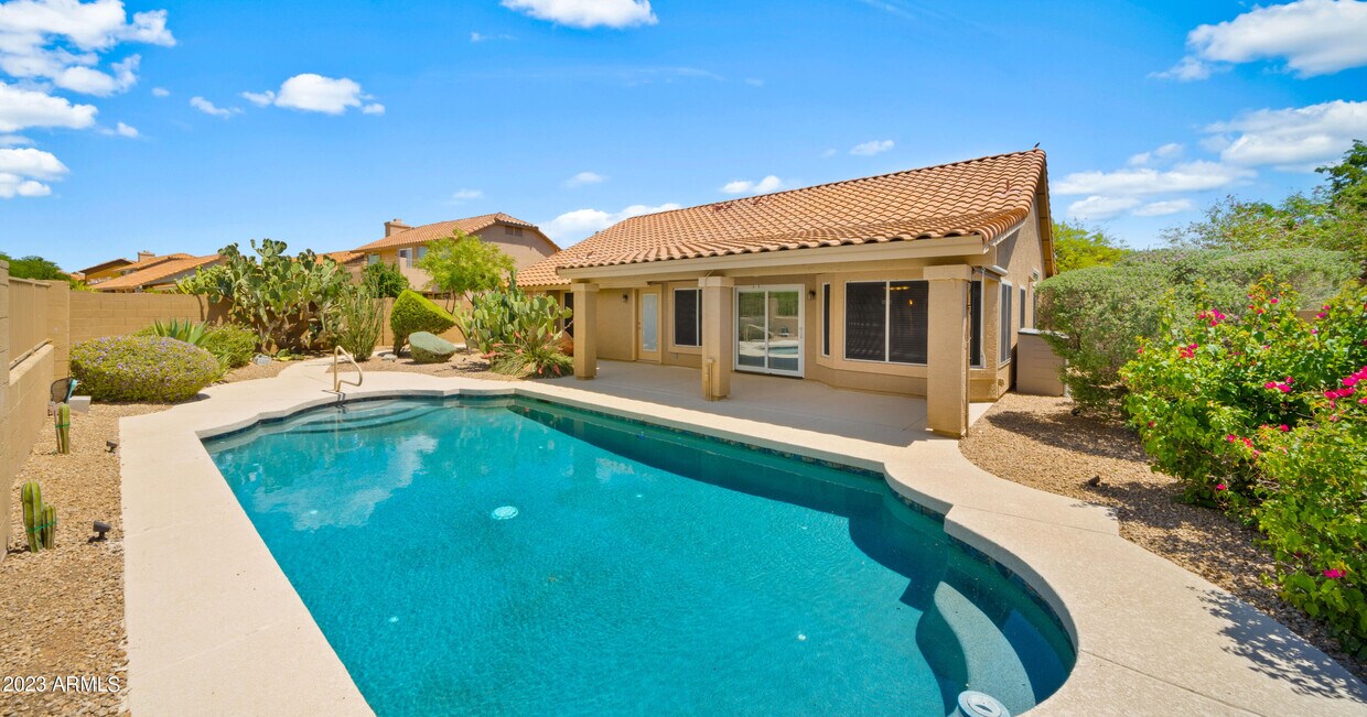 Foto principal - 4104 E Palo Brea Ln