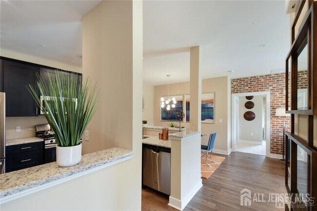 Foto del edificio - 425 Tavern Rd