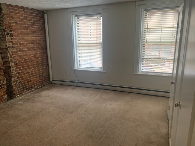 Building Photo - 23 Worcester Sq