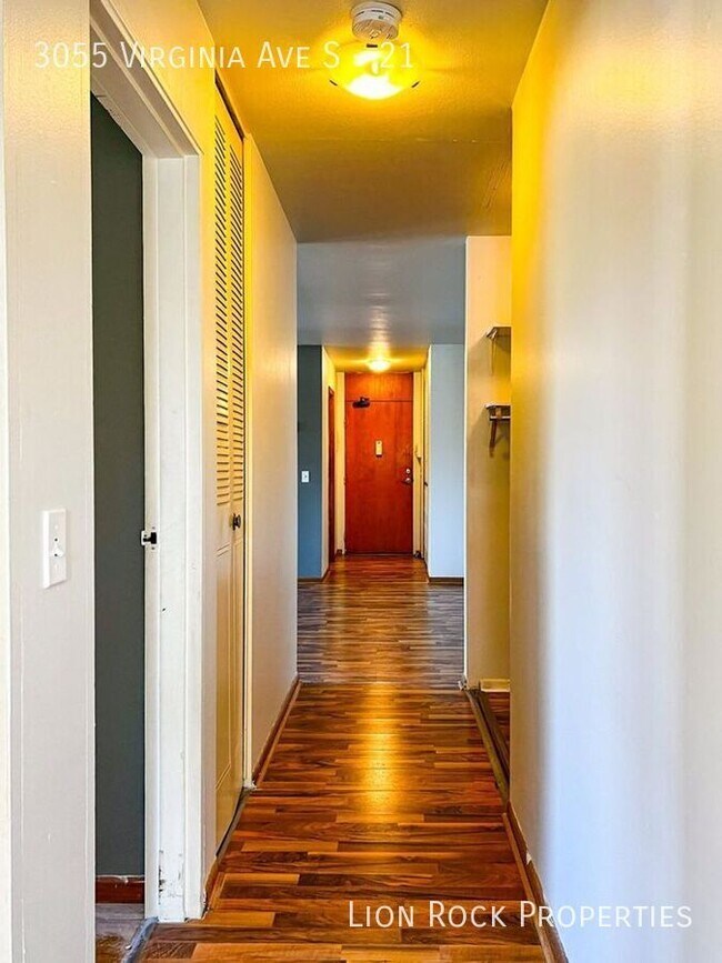 Foto del edificio - 3055 Virginia Ave S