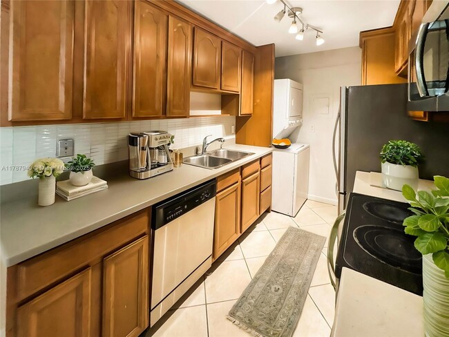 Foto del edificio - 9454 SW 77th Ave