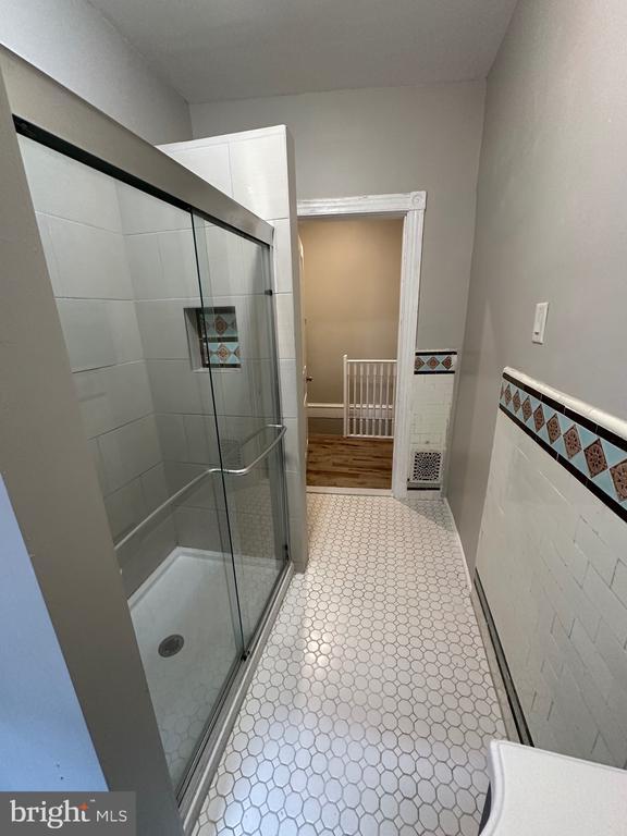 Building Photo - 4710 Warrington Ave