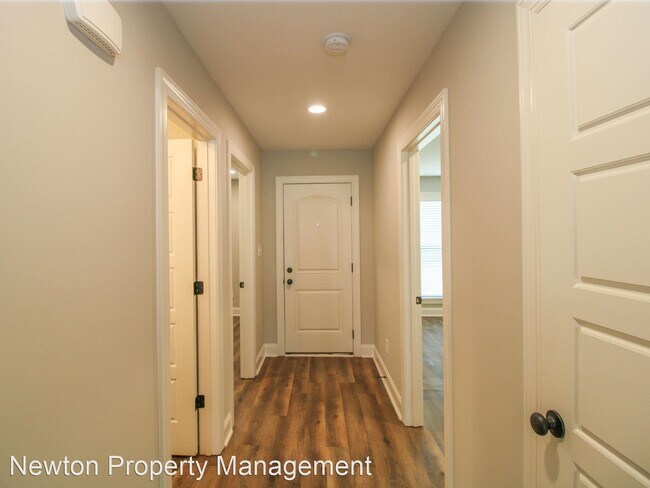 Building Photo - 2 br, 2 bath House - 18289 Mae Circle