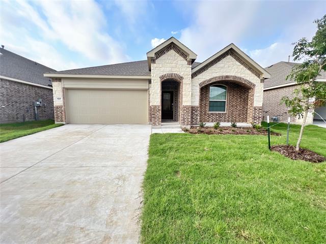 Building Photo - 1221 Sassafras Dr