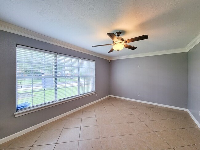 Building Photo - Beautiful 2 Story Home in Houston