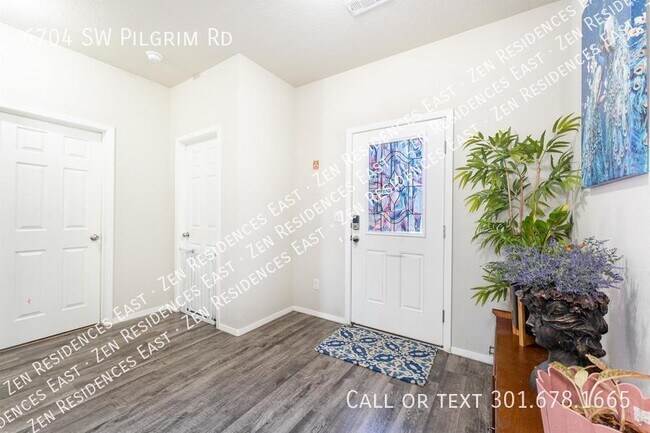 Building Photo - 6704 SW Pilgrim Rd