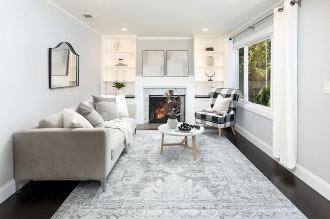 Building Photo - 381 McKendry Dr