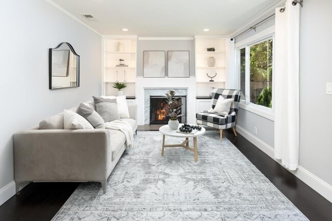 Foto del edificio - 381 McKendry Dr