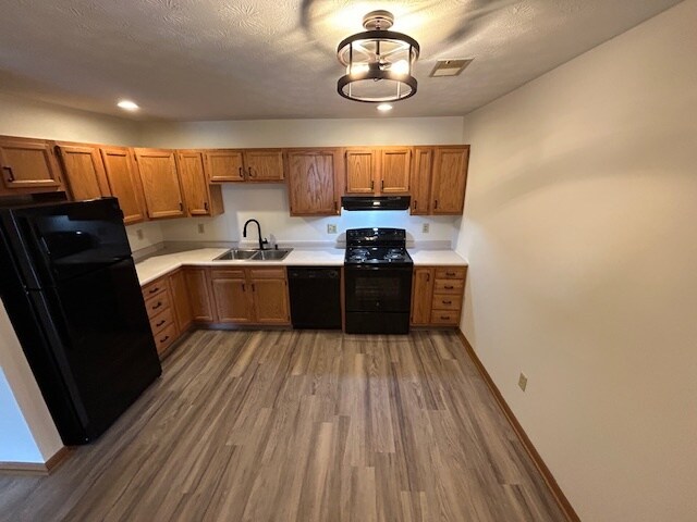 Foto del edificio - 1321 Fairfax Ave