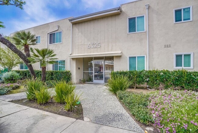 Interior Photo - Pet Friendly Apartment Complex in South LA - Gated Parking, Laundry In-Units, Manager On-Site