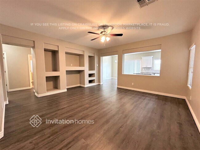 Foto del edificio - 12938 W Clarendon Ave