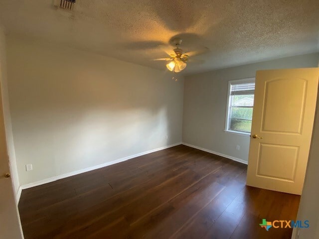 Building Photo - 106 Huff St