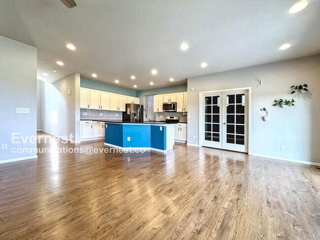 Foto del edificio - 15675 E 47th Dr