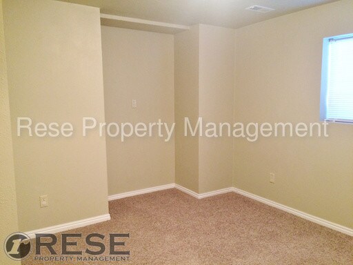 Building Photo - ADORABLE WEST VALLEY HOME FOR RENT