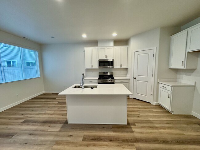 Foto del edificio - Brand New - Ready For You!