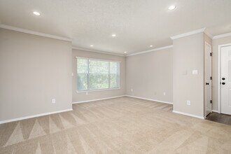 Building Photo - Dunwoody Ridge