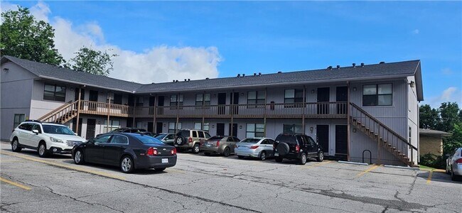 Foto del edificio - 635 Whitham Ave