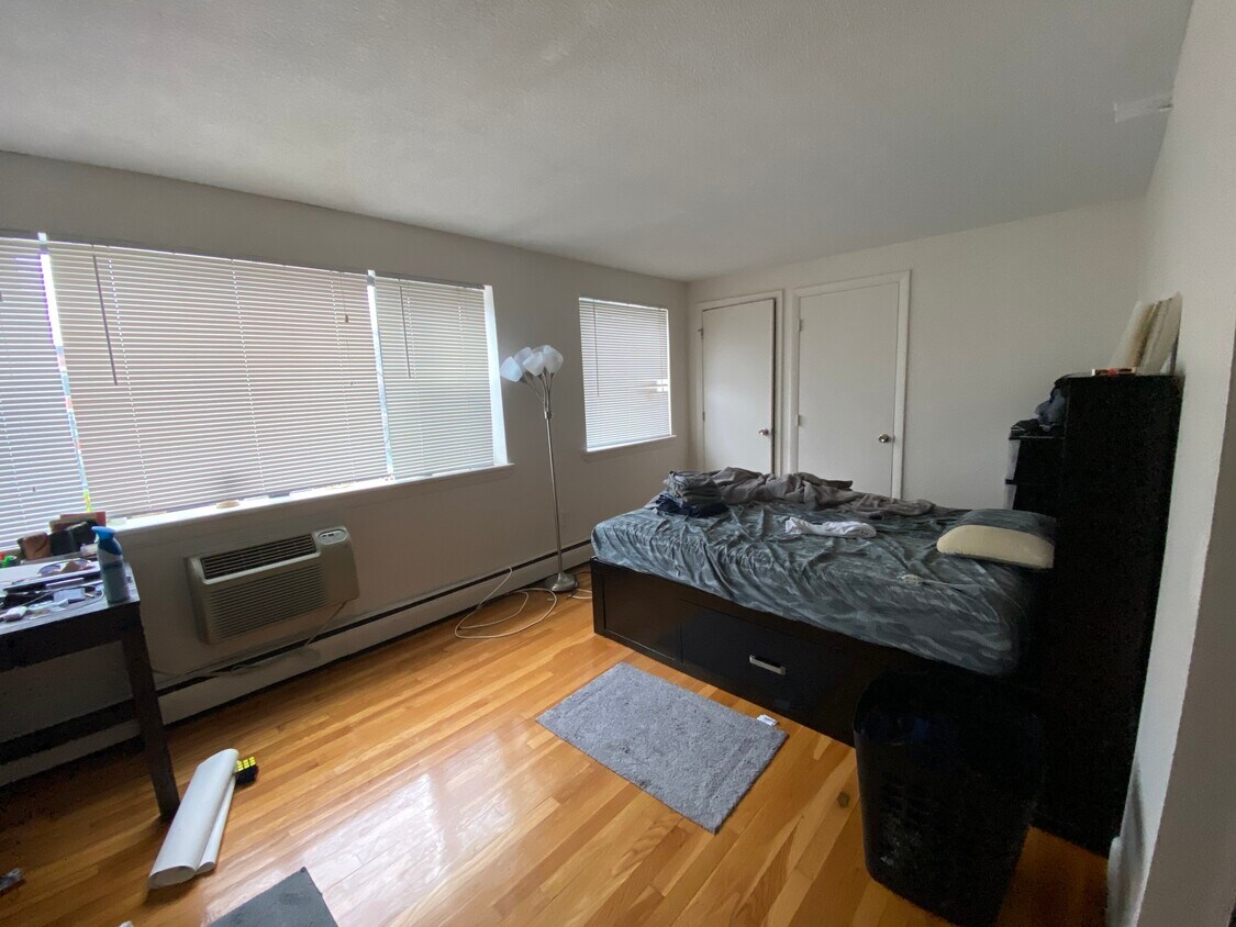 1027 Commonwealth Avenue Unit 10, Boston, MA 02215 Apartment for Rent