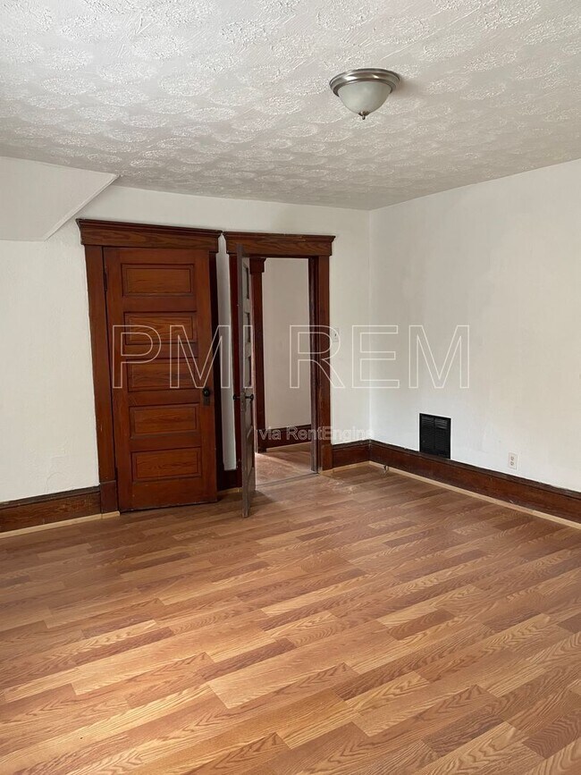 Foto del edificio - 2325 4th St NW