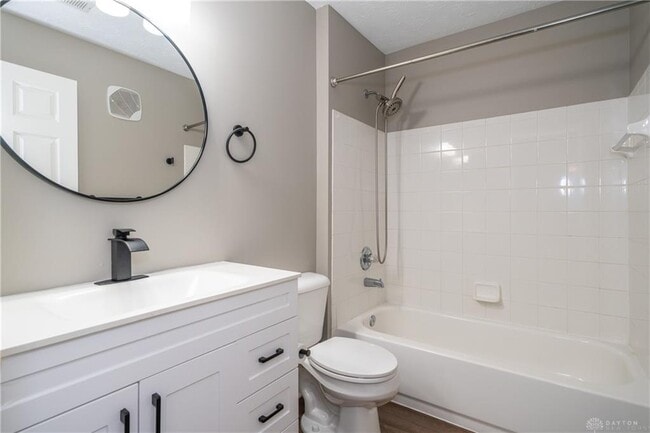 Building Photo - 2650 Netherland Dr