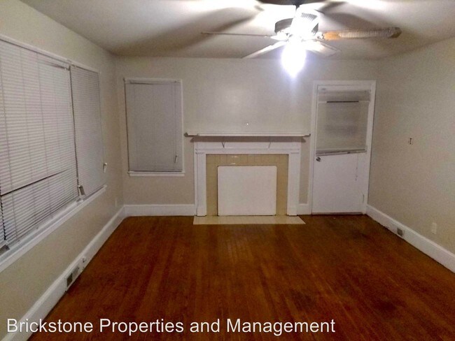 3 Br 1 Bath House 9400 East Wt Harris Blvd House For Rent In Charlotte Nc Apartments Com
