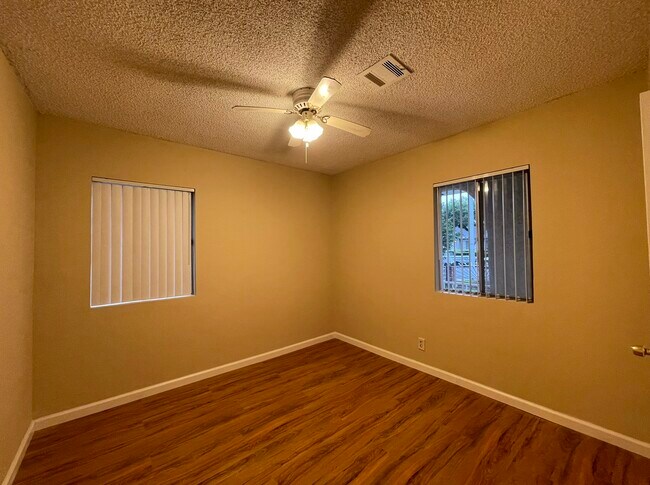 Foto del edificio - 11849 Allard St