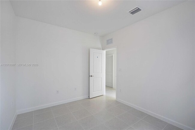 Building Photo - 18672 SW 136th Ct