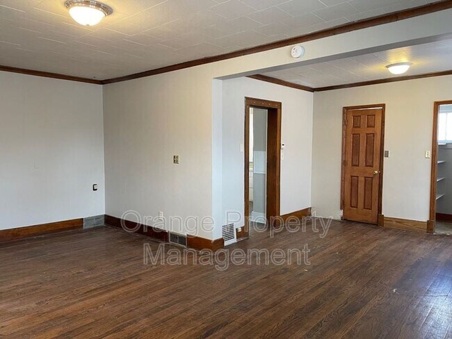 Foto del edificio - 3810 Grand Ave